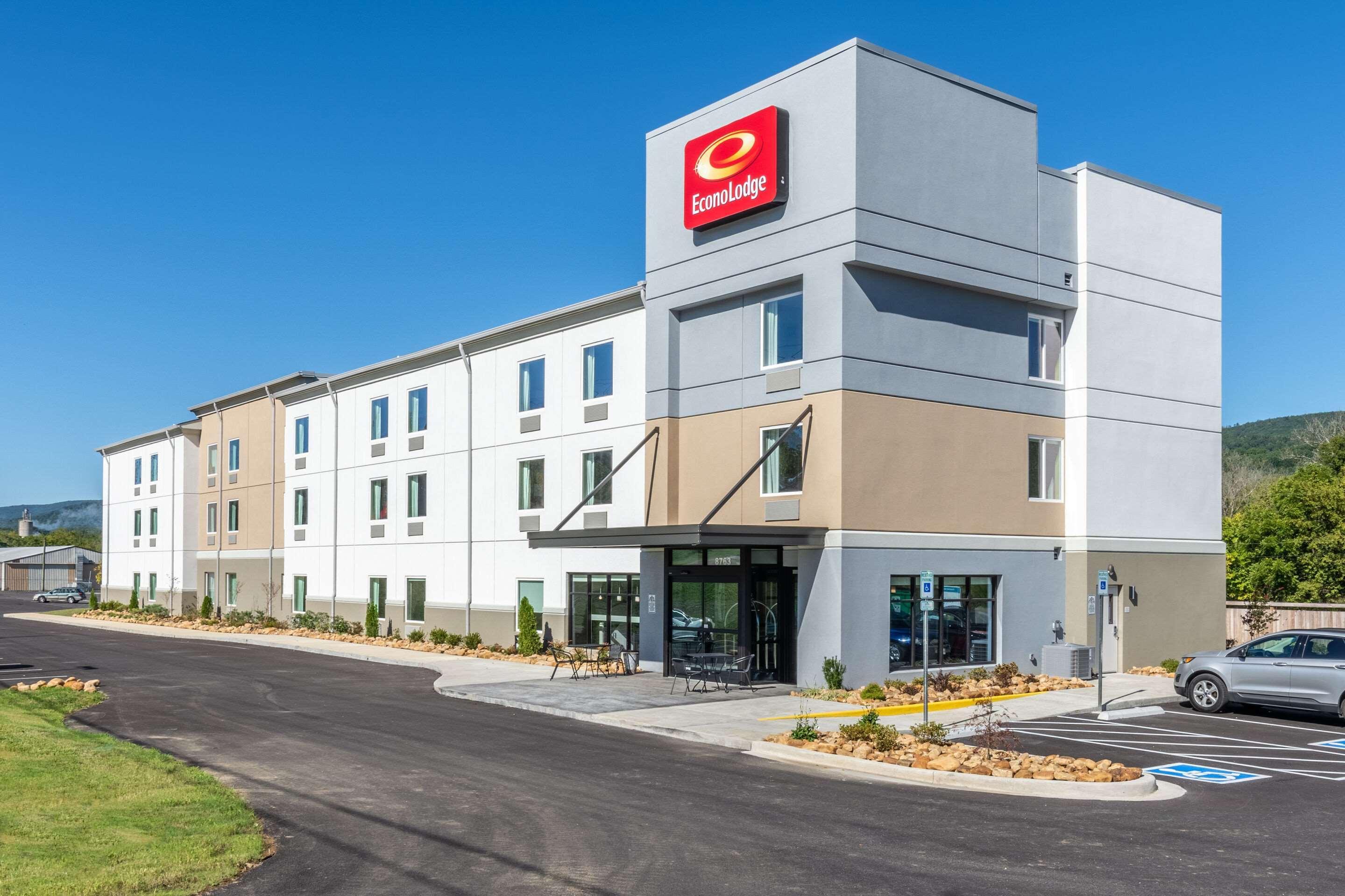 Lodge Econo Dayton