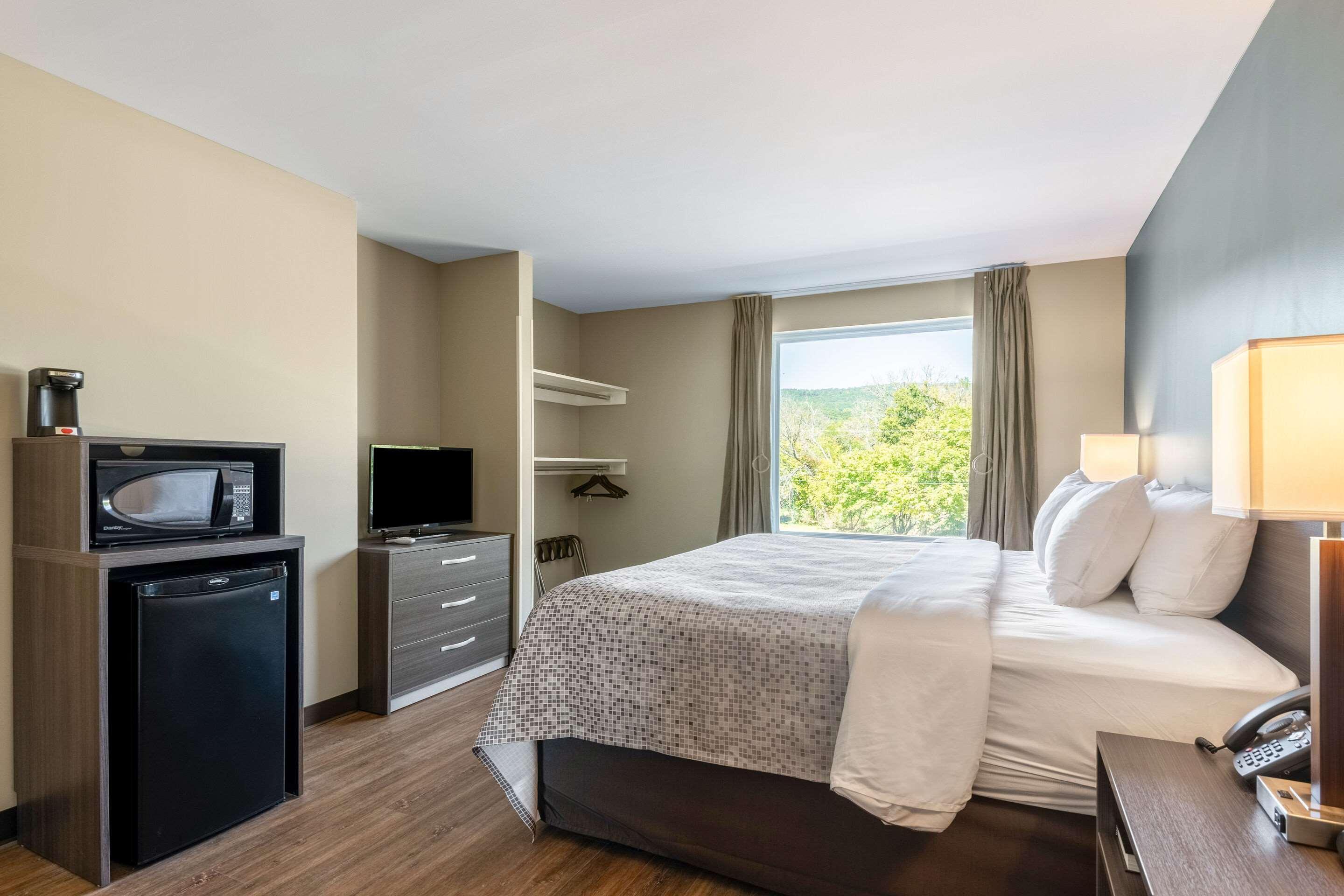 Lodge Econo Dayton